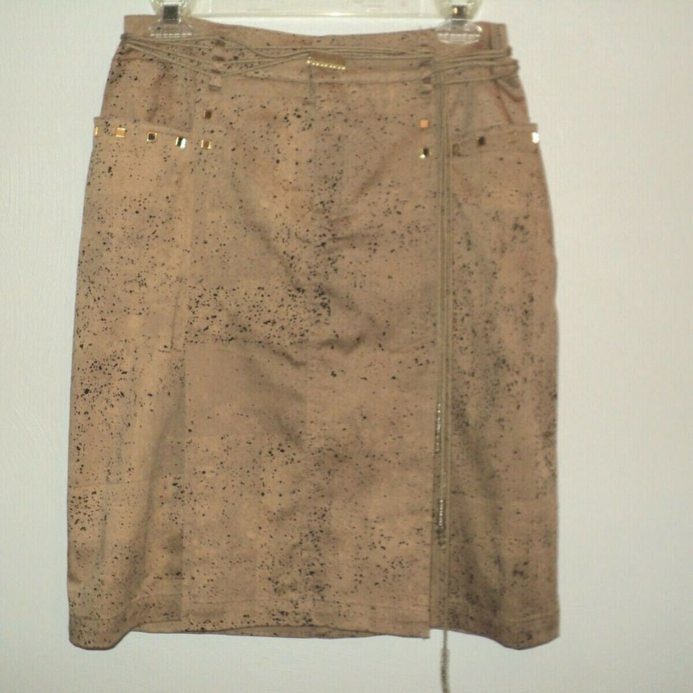 Very Vera Skirt Women's Size 4 Tan Paint Spatters A Line Knee Length